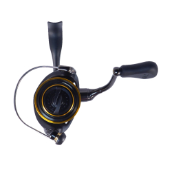 Daiwa BG 2000 Spinning Reel BG2000 front view