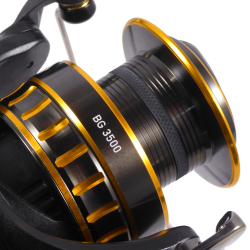 Daiwa BG 3500 Spinning Reel BG3500 spool closeup