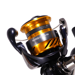 Daiwa Revros LT 2500-XH Spinning Reel REVRLT2500-XH spool closeup