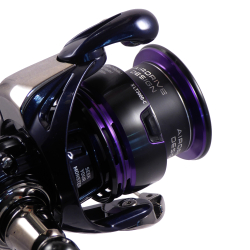 Daiwa Prorex X LT 3000 Spinning Reel spool closeup