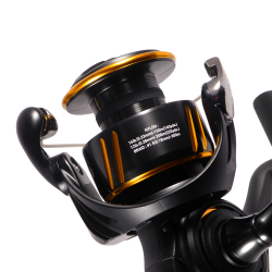 Daiwa BG LT 3000 Spinning Reel closeup