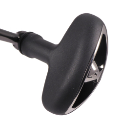 Daiwa BG MQ 4000 handle closeup