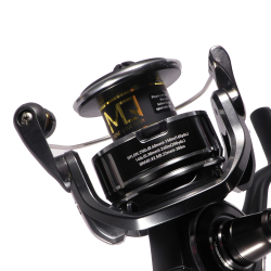 Daiwa BG MQ 5000 reel closeup